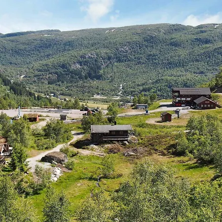 11 Person Holiday Home In Seral * Ljosland